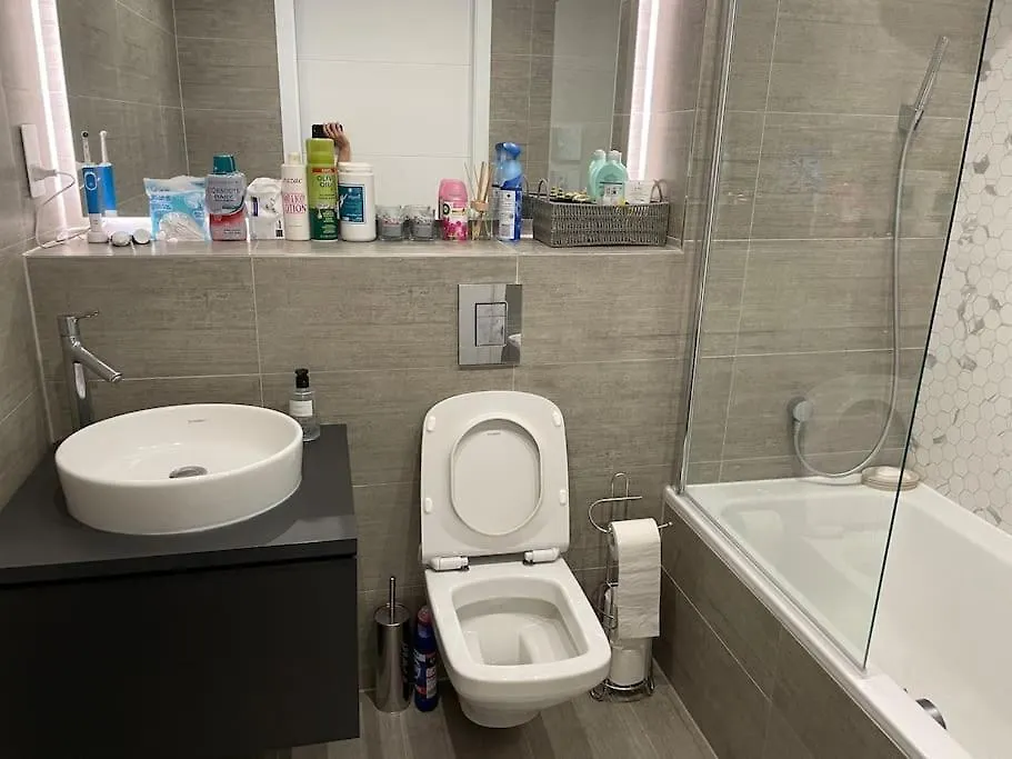 Entire Apartment In Brentford, West London. United Kingdom